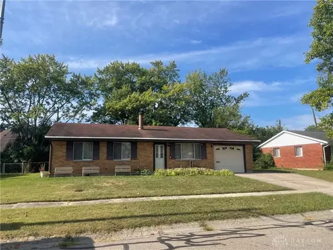 7112 Cosner Dr, Dayton, OH 45424