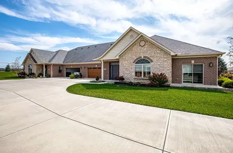 3878 Piper Ln, Hamilton, OH 45013
