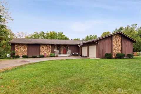 7447 Sleepy Hollow Dr, West Chester Twp, OH 45069