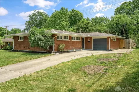 3216 Waltham Ave, Dayton, OH 45429