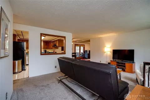5133 Crispy Dr, Centerville, OH 45440 photo 5
