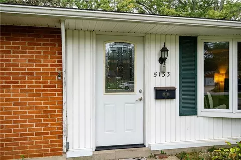5133 Crispy Dr, Centerville, OH 45440 photo 3