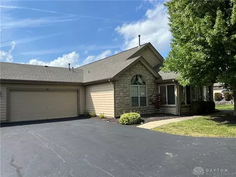 29 Villa Pointe Dr, Springboro, OH 45066