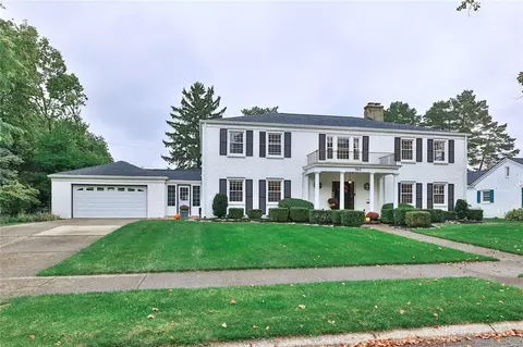 262 N Broadmoor Blvd, Springfield, OH 45504