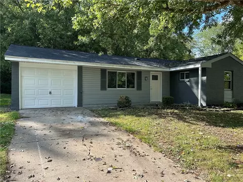 1053 Riverbend Blvd, Sidney, OH 45365