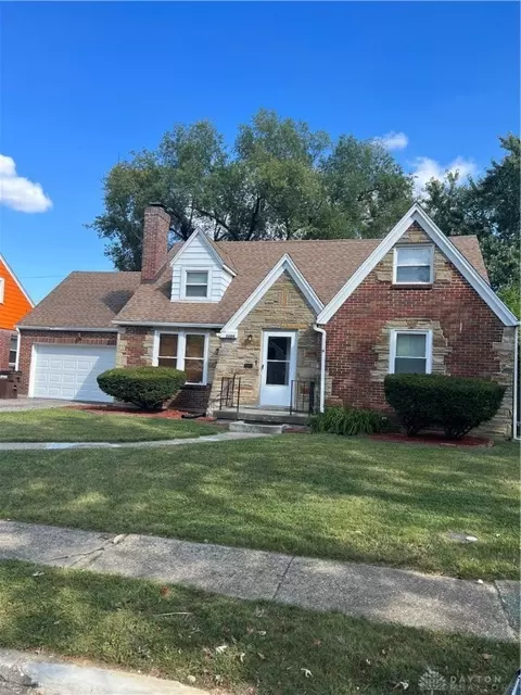 2684 Rugby Rd, Dayton, OH 45406