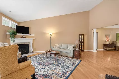 140 Stanton Dr, Springboro, OH 45066 photo 9