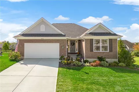 3463 Kestrel Ct, Franklin, OH 45005