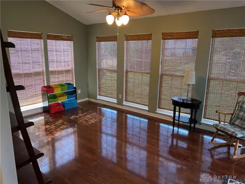 117 Summitt Dr, Englewood, OH 45322 photo 6