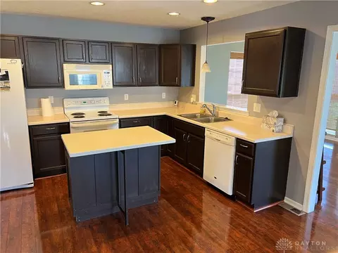 117 Summitt Dr, Englewood, OH 45322 photo 19