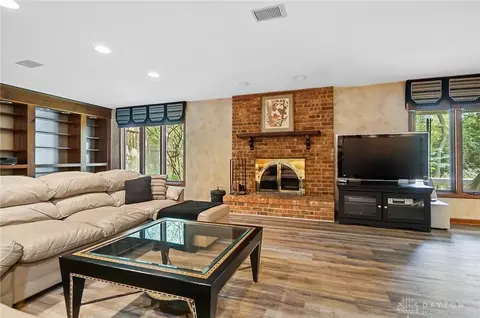 4466 Blairgowrie Cir, Kettering, OH 45429 photo 32