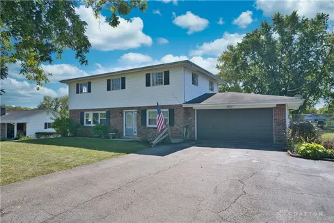 6133 Decker Rd, Franklin, OH 45005