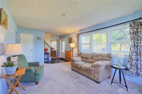 6133 Decker Rd, Franklin, OH 45005 photo 8