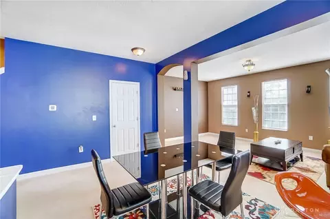 2436 Bluffcrest Ln, Cincinnati, OH 45238 photo 8
