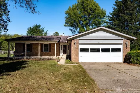 3160 Shakertown Rd, Dayton, OH 45434