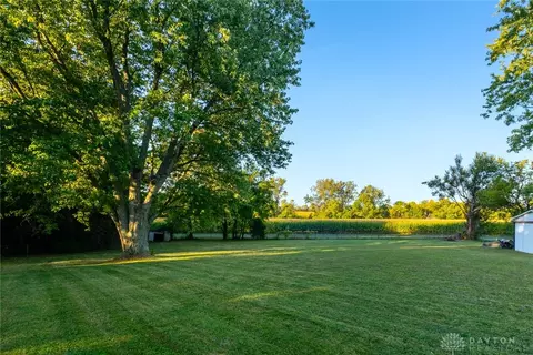 2341 Shrine Rd, Springfield, OH 45502 photo 5