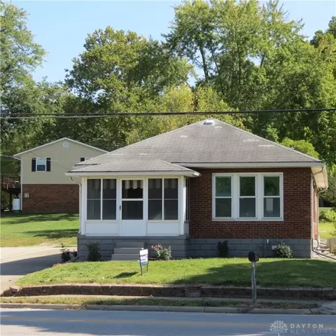 308 Riverside Dr, Sidney, OH 45365
