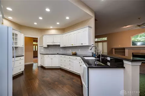 854 Deer Run Rd, Dayton, OH 45459 photo 22