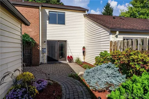 1167 Bournemouth Ct, Centerville, OH 45459 photo 17