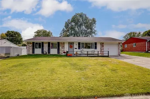 300 Woodlawn Dr, Fairborn, OH 45324