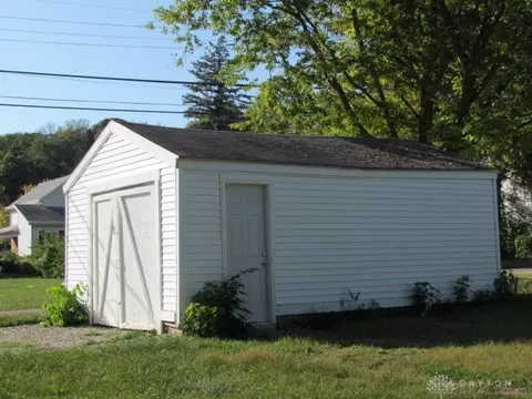 737 Clinton Ave, Sidney, OH 45365 photo 3