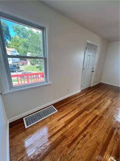 1758 Ashbrook Dr, Cincinnati, OH 45238 photo 18
