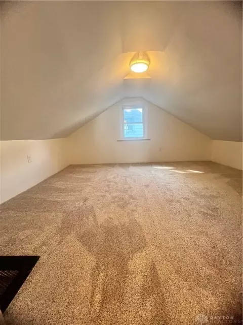 1758 Ashbrook Dr, Cincinnati, OH 45238 photo 24