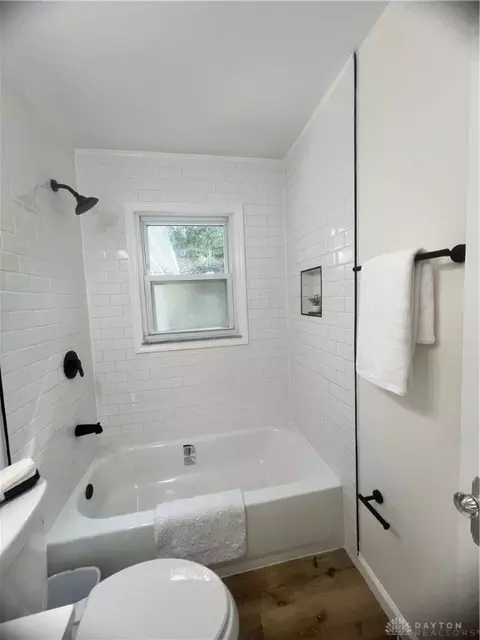 1758 Ashbrook Dr, Cincinnati, OH 45238 photo 11