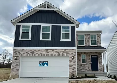 2223 Pine Valley Dr, Hamilton, OH 45013