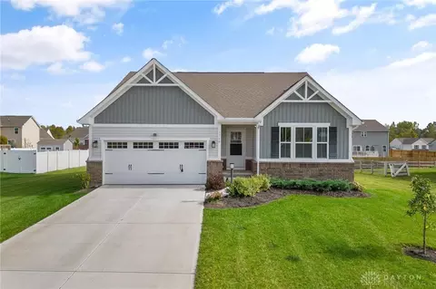 7360 Timber Wolf Dr, Franklin, OH 45005