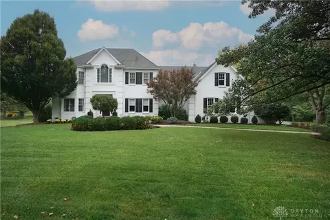 104 Hetherington Ln, Cincinnati, OH 45246