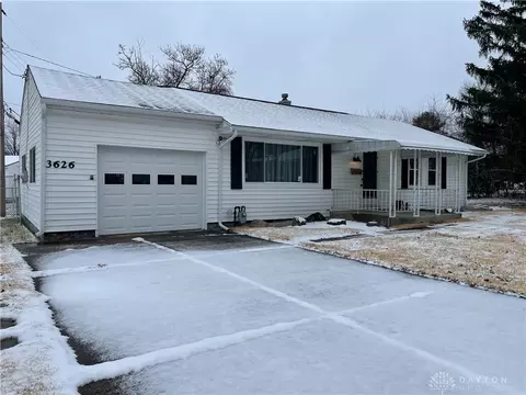 3626 Roslyn Ave, Kettering, OH 45429