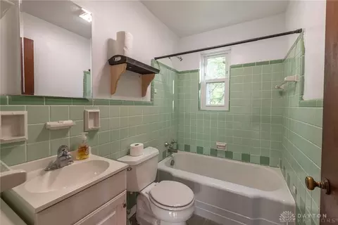 2361 E Galbraith Rd, Cincinnati, OH 45237 photo 16