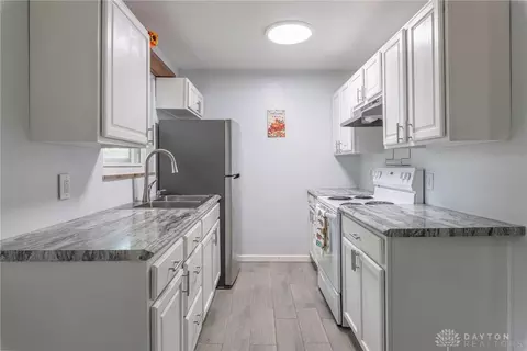 2361 E Galbraith Rd, Cincinnati, OH 45237 photo 8