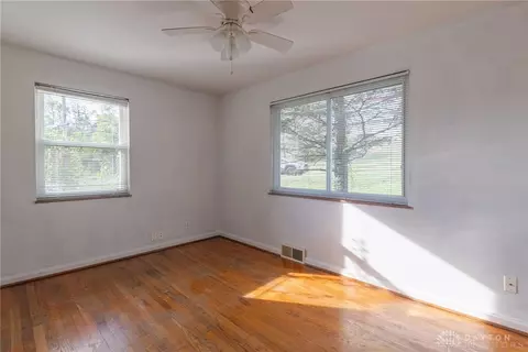 2361 E Galbraith Rd, Cincinnati, OH 45237 photo 11