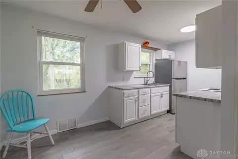 2361 E Galbraith Rd, Cincinnati, OH 45237 photo 9