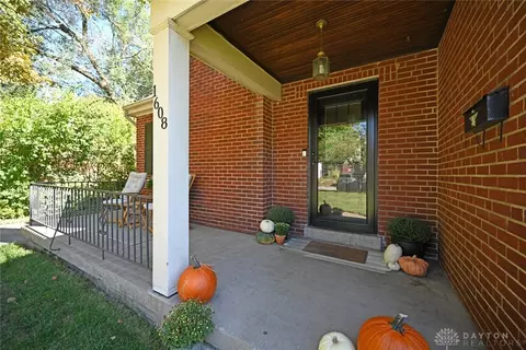 1608 Clio Ave, Cincinnati, OH 45230 photo 3