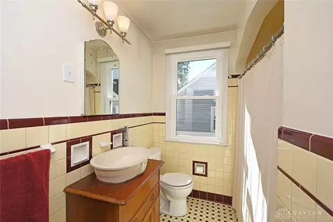 1608 Clio Ave, Cincinnati, OH 45230 photo 23