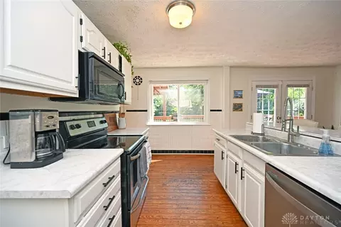 1608 Clio Ave, Cincinnati, OH 45230 photo 18
