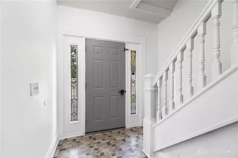 821 W Mulberry St, Springfield, OH 45506 photo 3