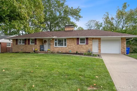1251 Cadillac Dr, Hamilton, OH 45013