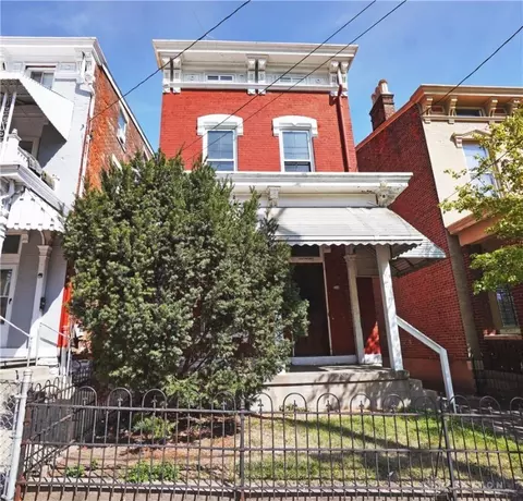 106 E University Ave, Cincinnati, OH 45219