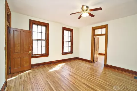 106 E University Ave, Cincinnati, OH 45219 photo 18