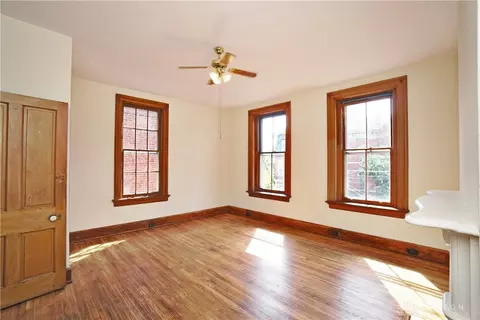 106 E University Ave, Cincinnati, OH 45219 photo 20