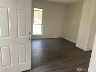 825 W North St, Springfield, OH 45504 photo 4
