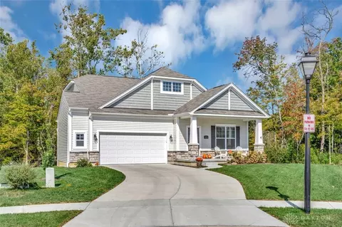 1372 Tiburon Dr, Batavia, OH 45103