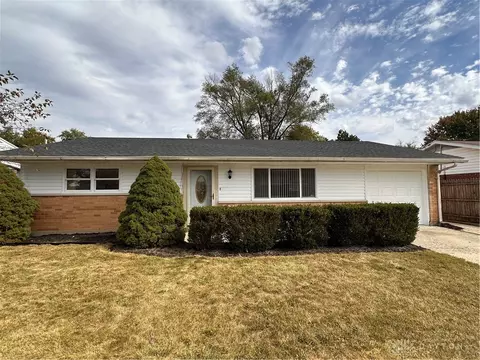 321 Mumford Dr, Troy, OH 45373