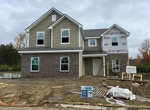 2835 Greenridge Cir, Beavercreek, OH 45431