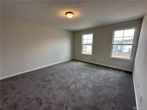 2887 Pine Leaf Ct, Hamilton, OH 45013 photo 6
