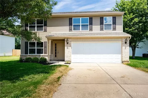 2736 Greystoke Dr, Xenia, OH 45385